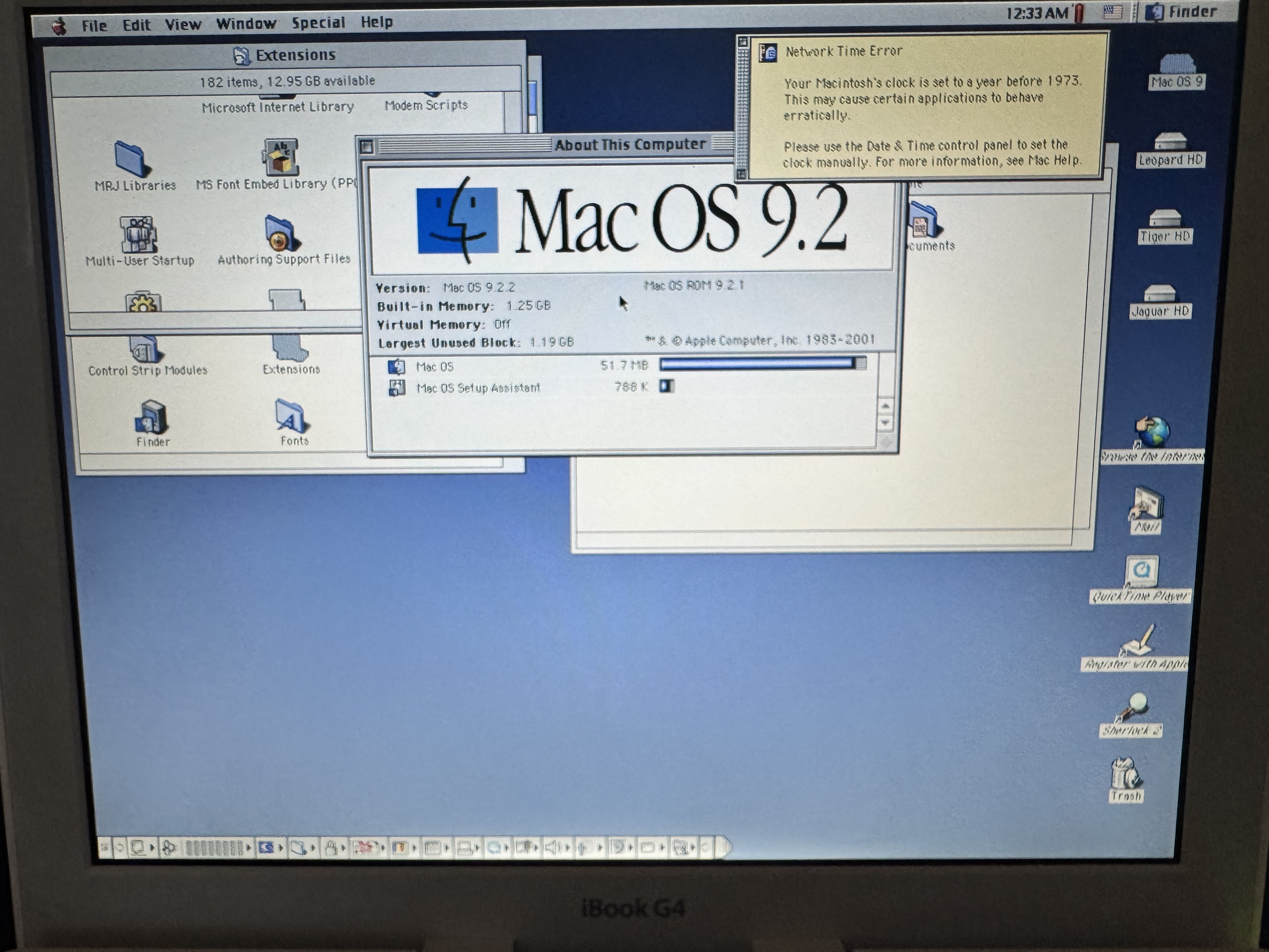 Mac OS 9 booted